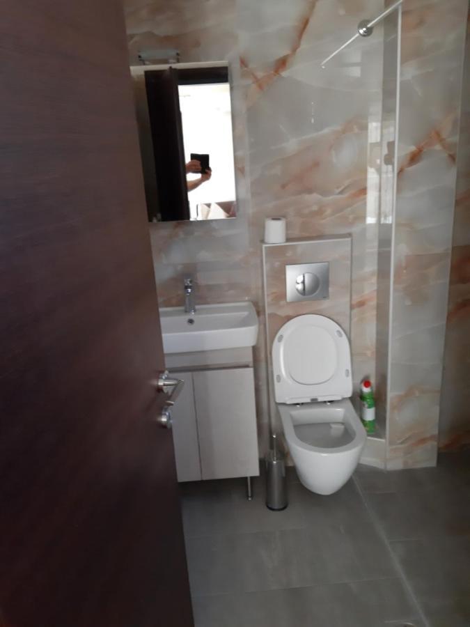 Kosmos Service Apartment City Center 1 With Additional Cost Parking Салоники Экстерьер фото